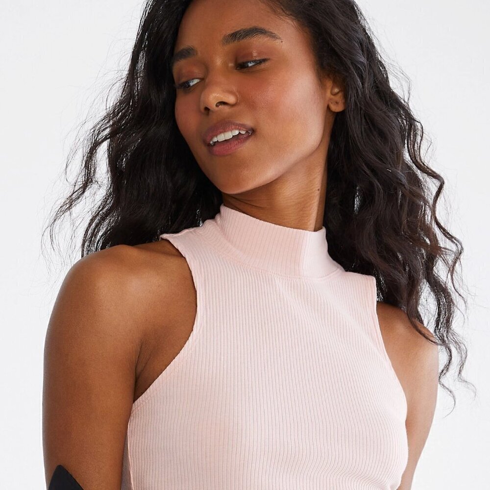 AEROPOSTALE RIBBED PINK CROP TOP SIZE XS